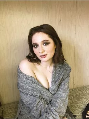 Emma Kenney / EmmaRoseKenney / emmakenney / ems4638 nude photo #0033