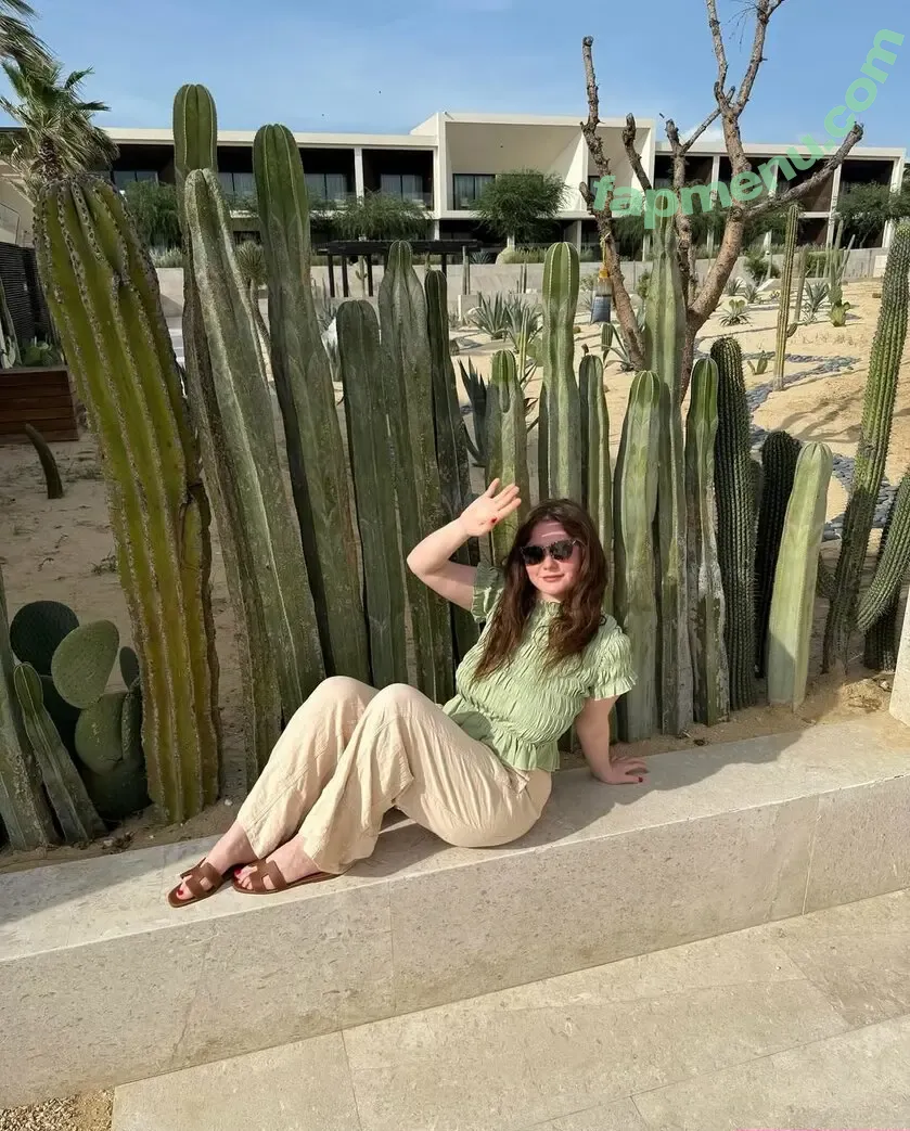 Emma Kenney nude photo #0651 (EmmaRoseKenney / emmakenney)