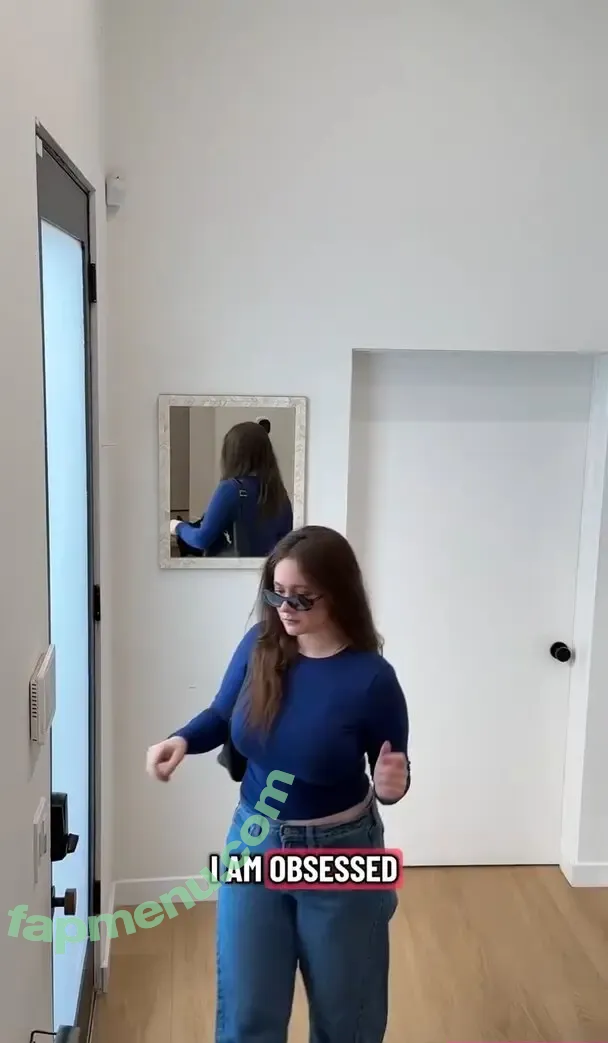 Emma Kenney nude photo #0655 (EmmaRoseKenney / emmakenney)