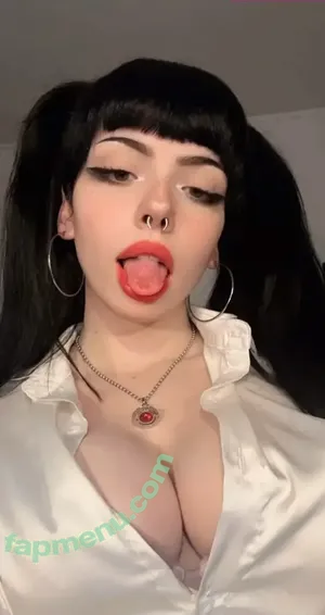 Emma Langevin / emmalangevin / emmalangevinxo nude photo #0006