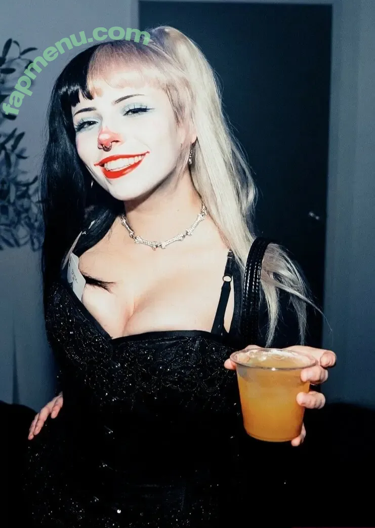 Emma Langevin nude photo #0220 (emmalangevin / emmalangevinxo)