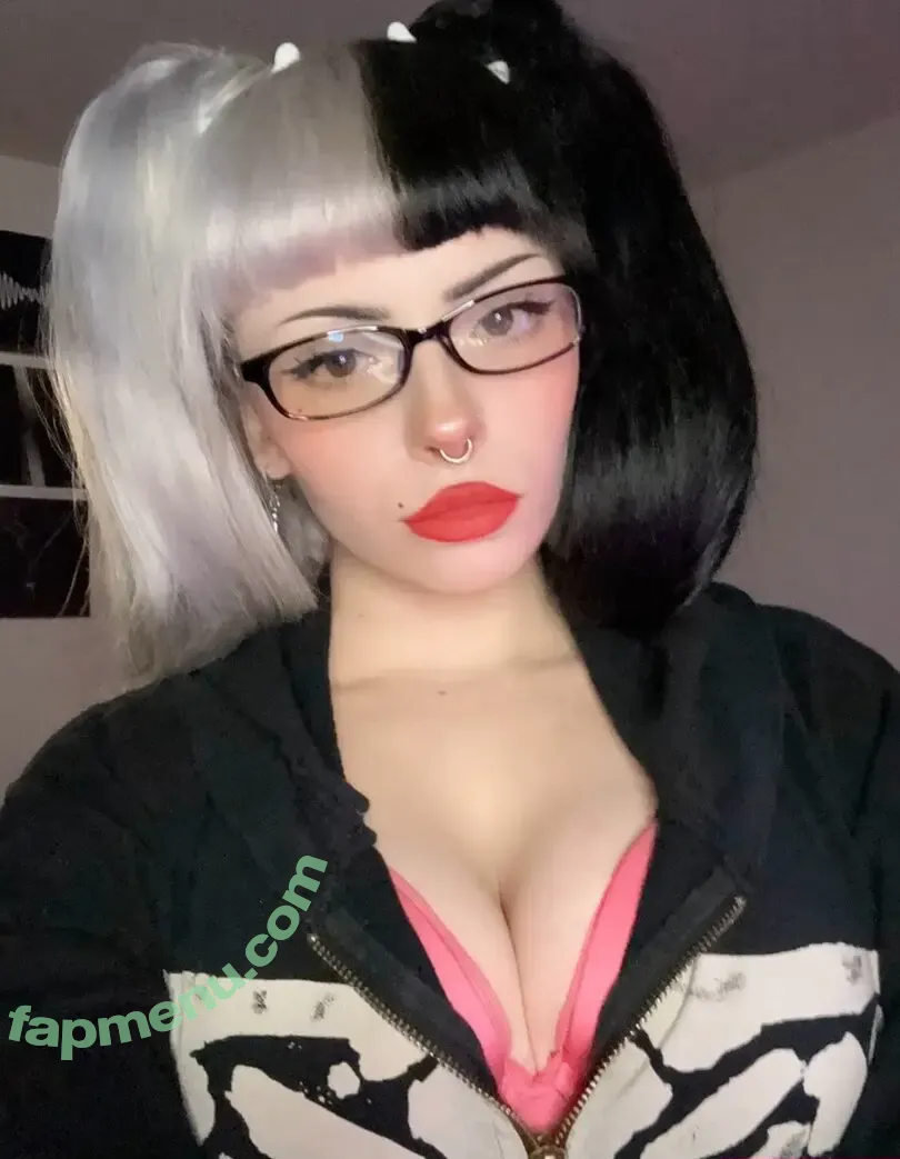 Emma Langevin nude photo #0244 (emmalangevin / emmalangevinxo)