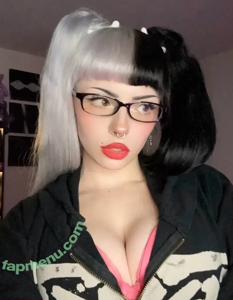 Emma Langevin nude photo #0245 (emmalangevin / emmalangevinxo)