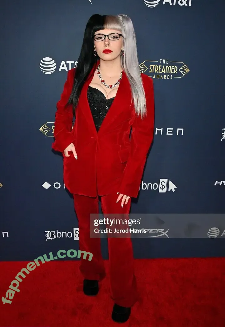 Emma Langevin nude photo #0286 (emmalangevin / emmalangevinxo)