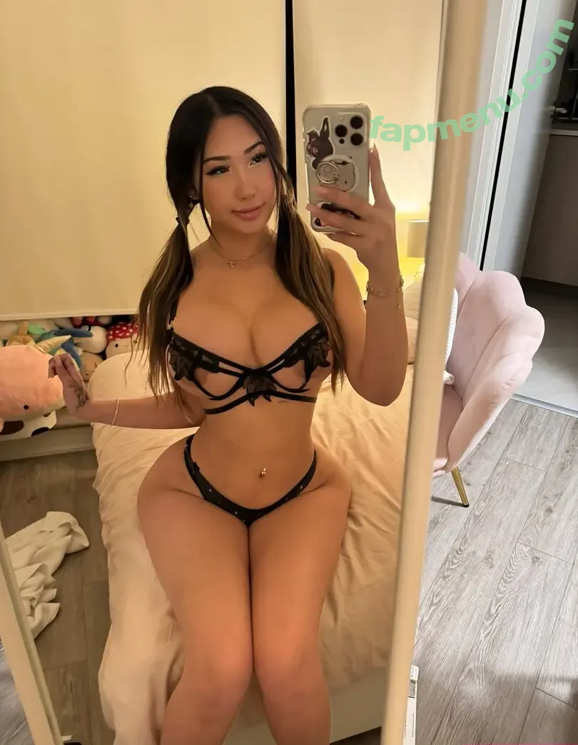 Emma Lvxx nude photo #0119 (bunni.emmie / emmaslvx)