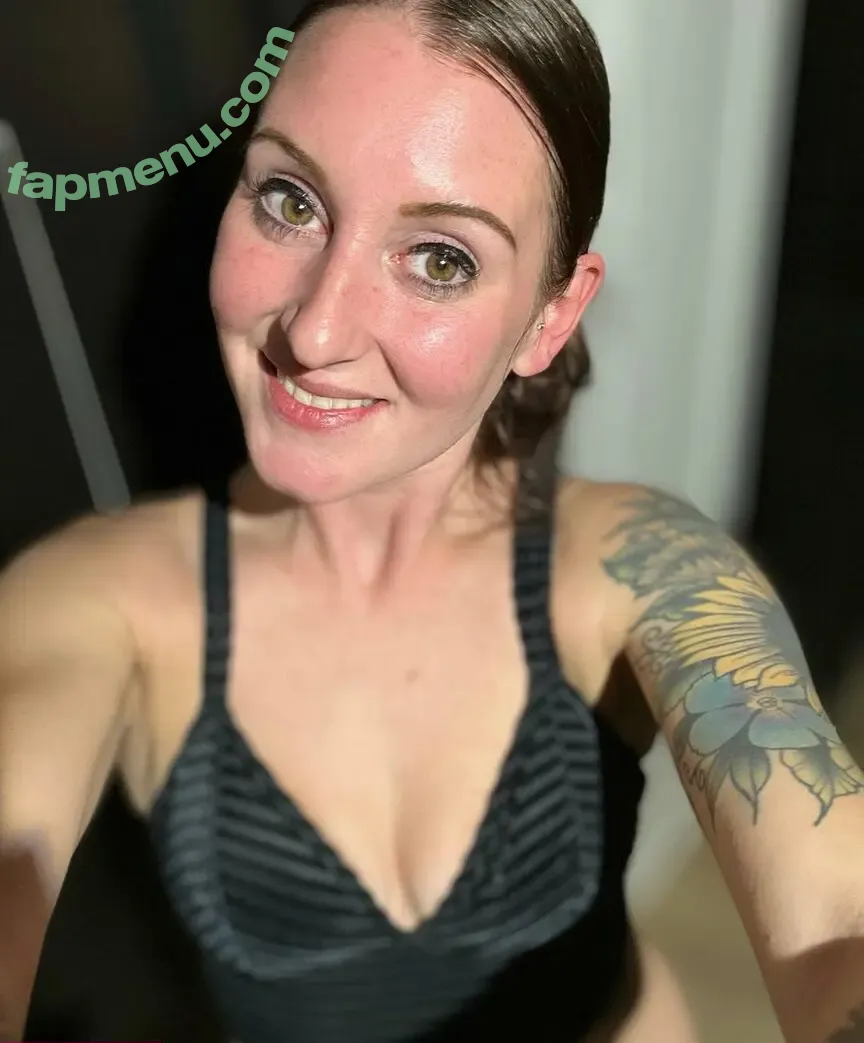 Emma Lynn nude photo #0019 (emmalynnsfun / u371492196)