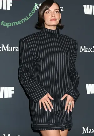 Emma Mackey / Sex Education Flaunt magazine shoot / emmatmackey nude photo #0247