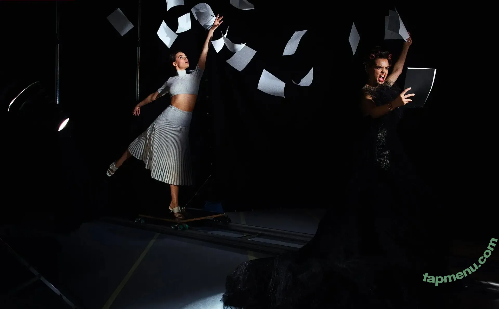 Emma Mackey nude photo #0228 (Sex Education Flaunt magazine shoot / emmatmackey)