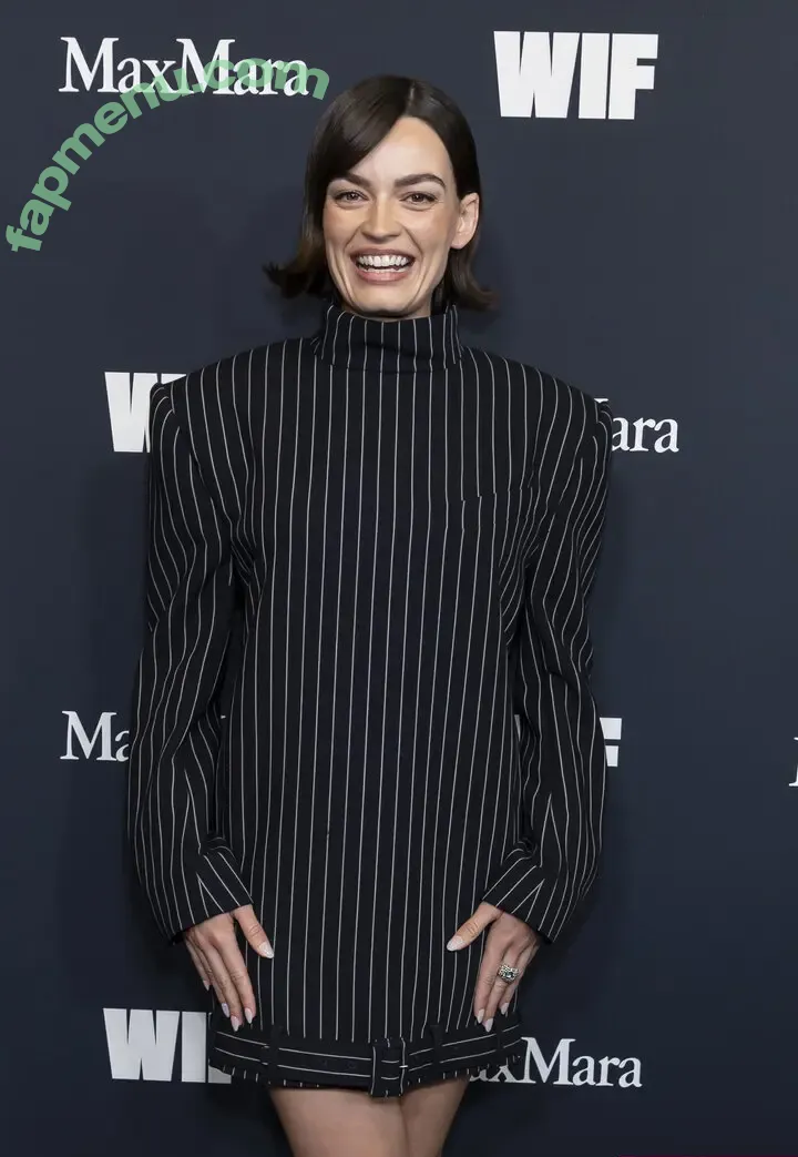 Emma Mackey nude photo #0244 (Sex Education Flaunt magazine shoot / emmatmackey)