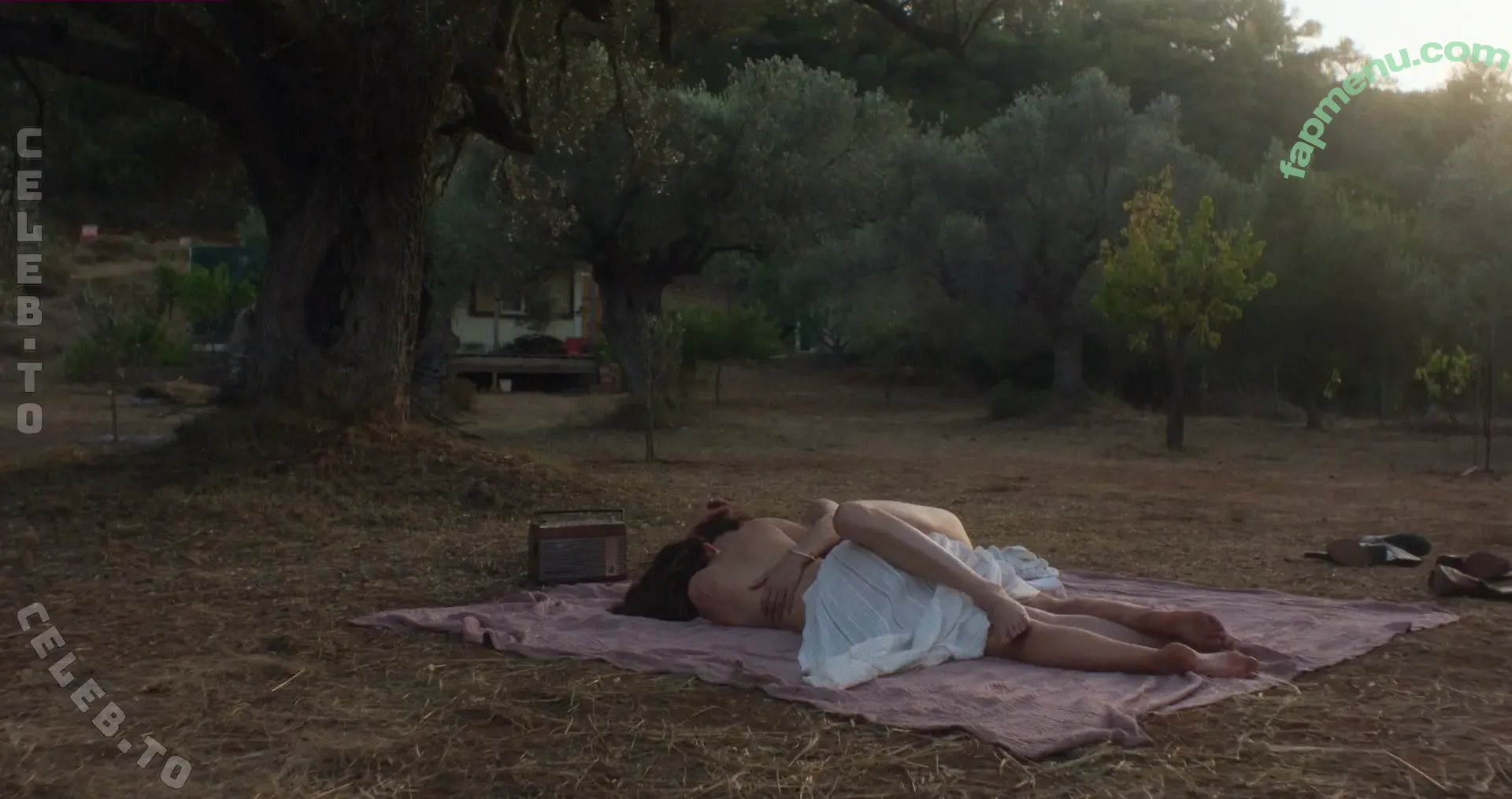 Emma Mackey nude photo #0300 (emmamackeyoff / emmatmackeys_)