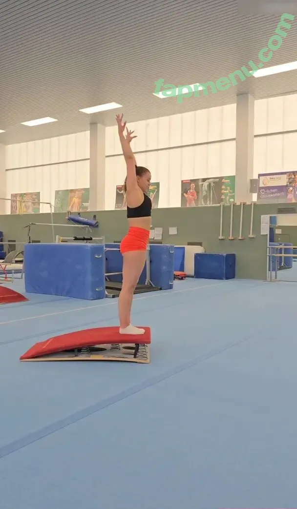 Emma Malewski nude photo #0095 (emma_malewski)