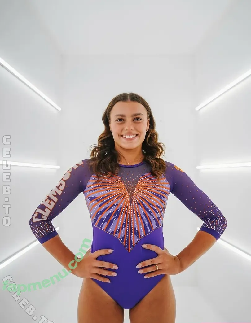 Emma Malewski nude photo #0382 (emma.malewski / emma_malewski)