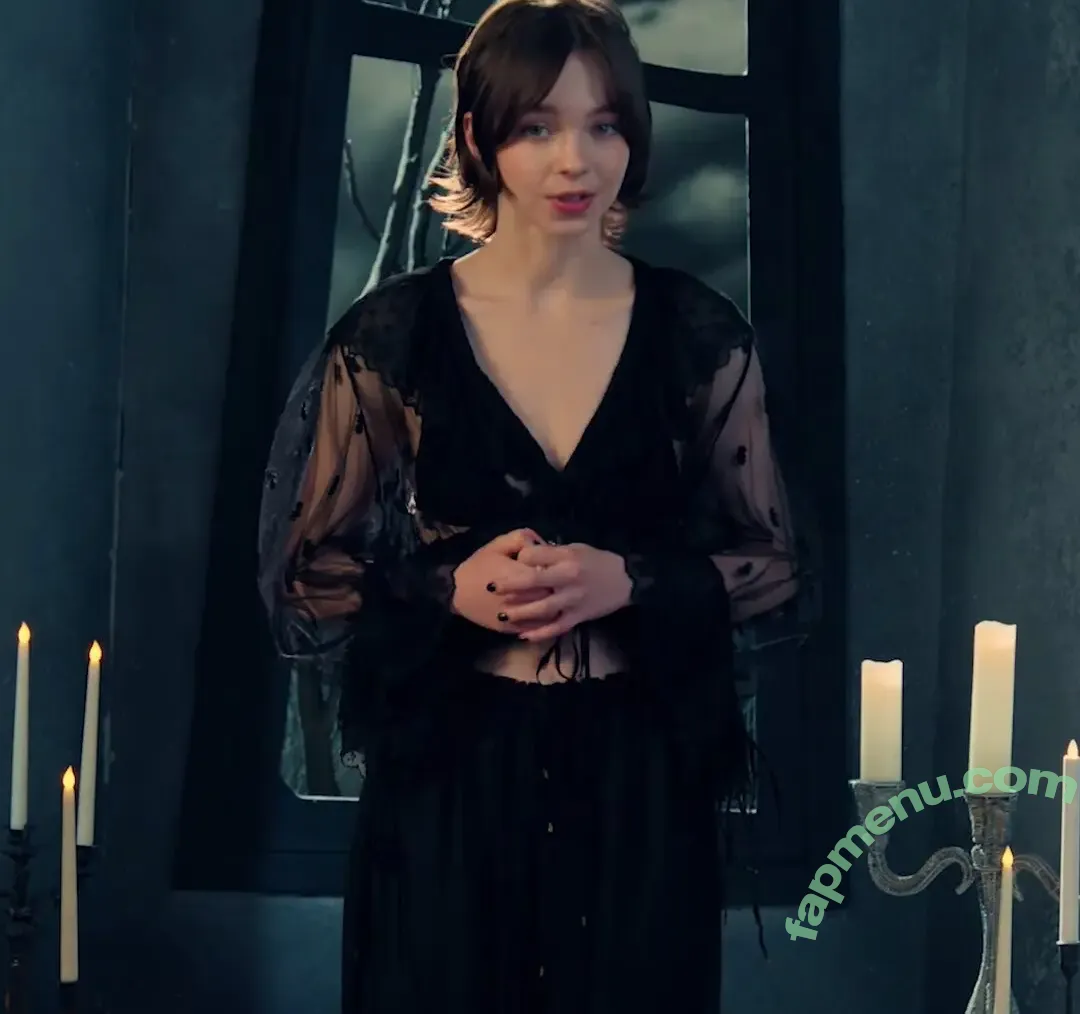 Emma Myers nude photo #0970 (ememyers / emma_myers)