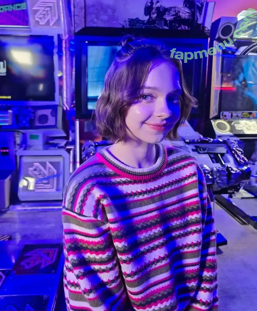 Emma Myers nude photo #1001 (ememyers / emma_myers)