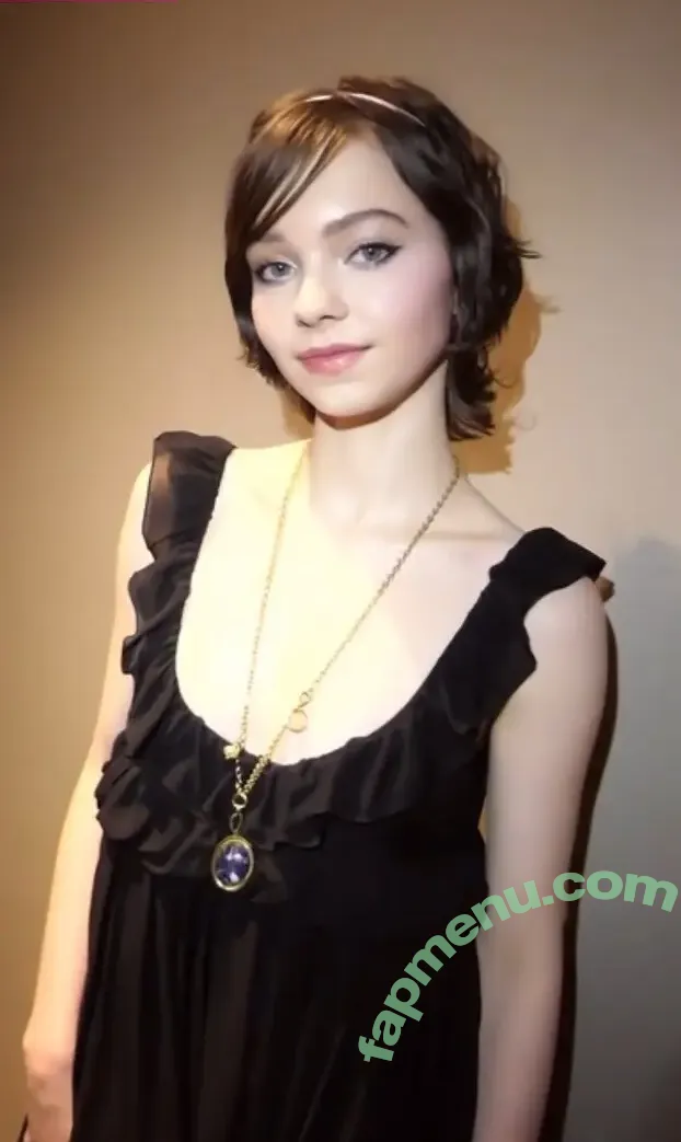 Emma Myers nude photo #1011 (ememyers / emma_myers)