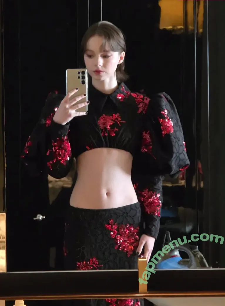 Emma Myers nude photo #1052 (ememyers / emma_myers)