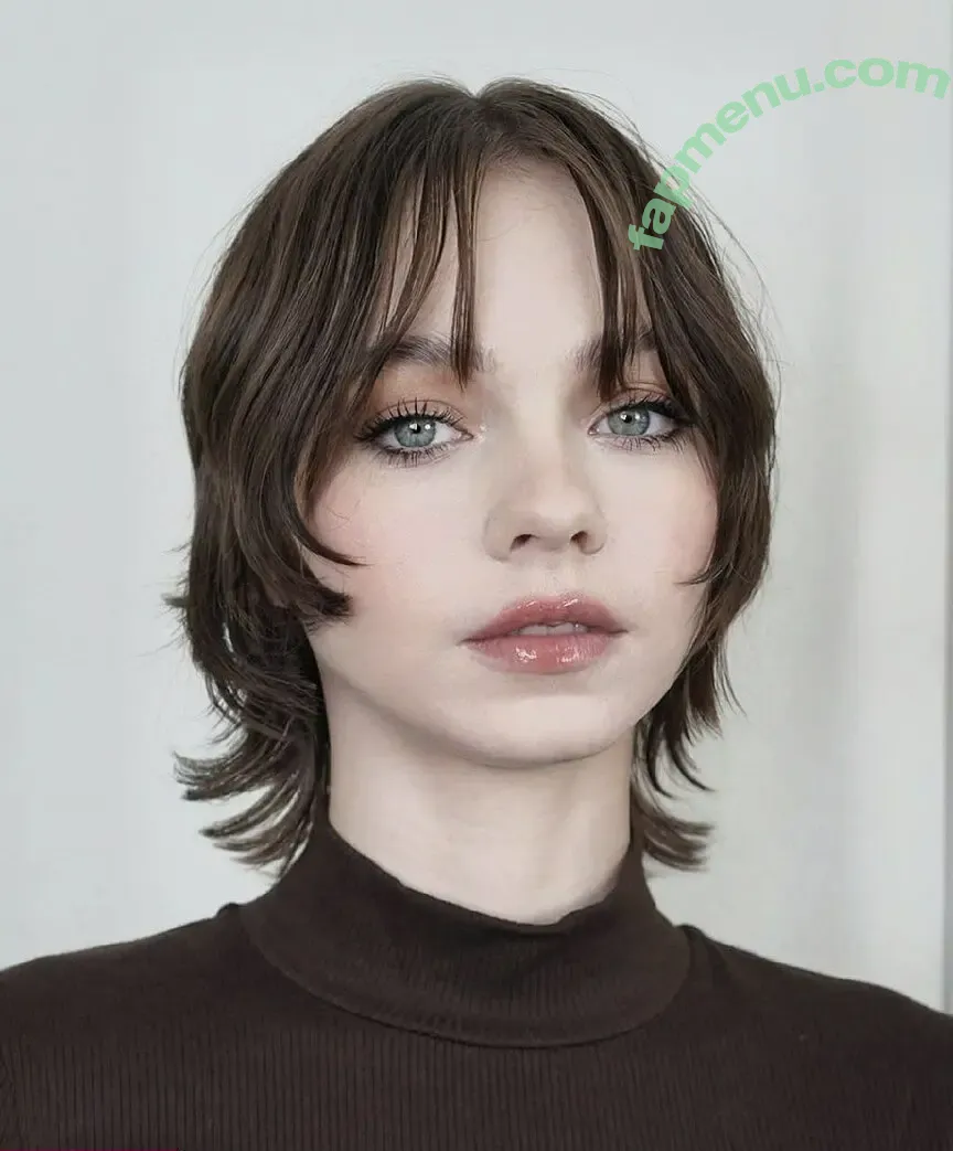 Emma Myers nude photo #1081 (ememyers / emma_myers)