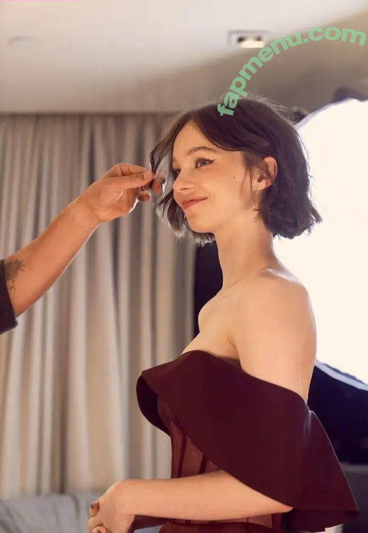 Emma Myers nude photo #1082 (ememyers / emma_myers)