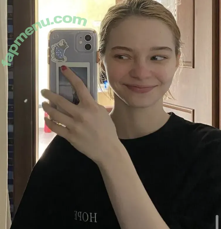 Emma Myers nude photo #1085 (ememyers / emma_myers)