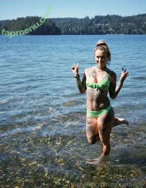 Emma Olofsson / Mmurmaider nude photo #0062