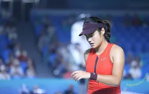 Emma Raducanu / EmmaRaducanu nude photo #0773