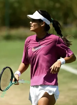 Emma Raducanu / EmmaRaducanu nude photo #0805