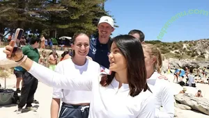 Emma Raducanu / EmmaRaducanu nude photo #0865