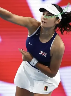 Emma Raducanu / EmmaRaducanu nude photo #0870