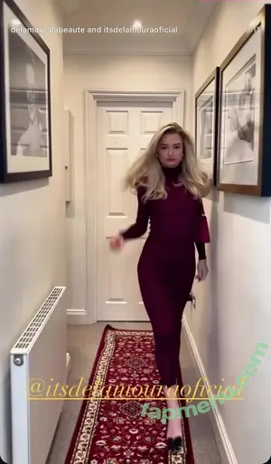 Emma Rigby / emmarealrigby nude photo #0123
