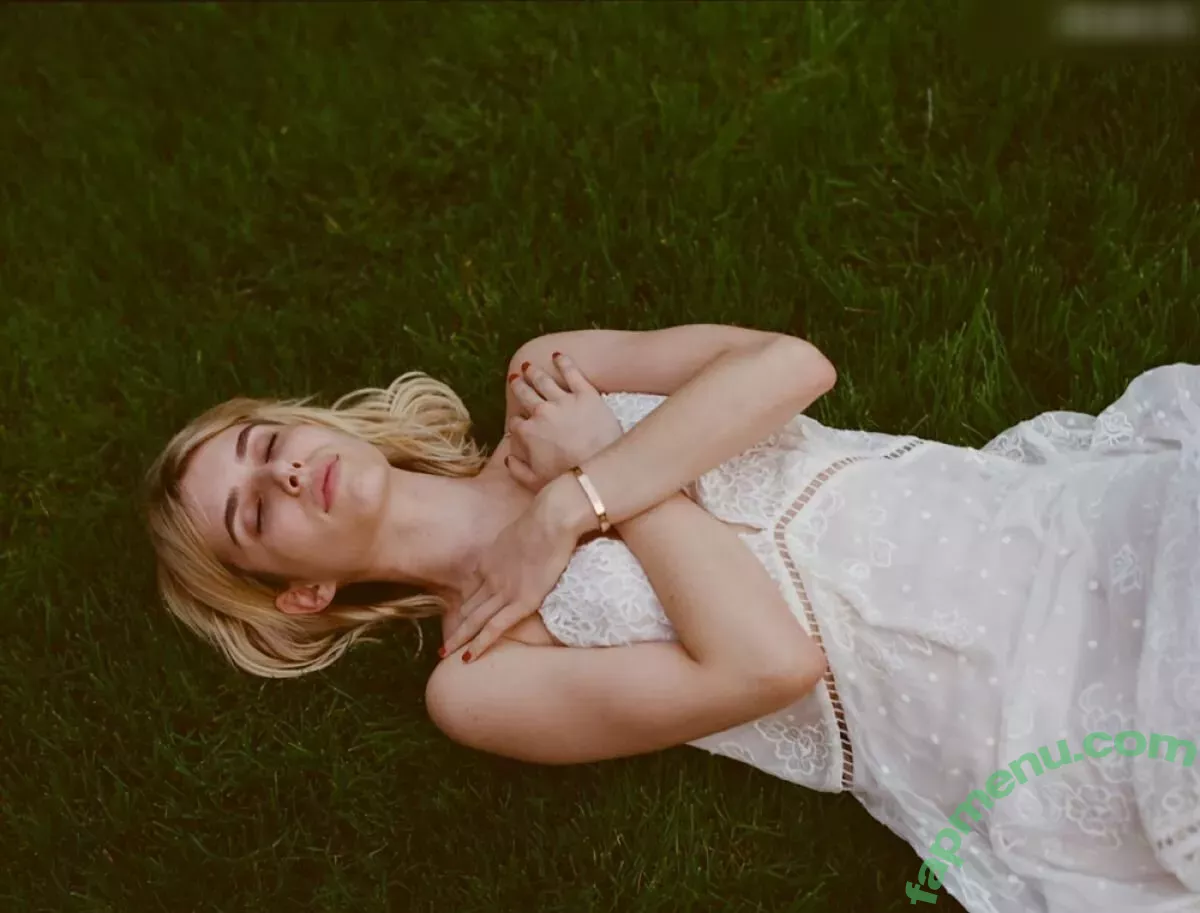 Emma Roberts nude photo #0957 (emmalee1996 / emmaroberts)