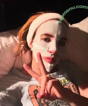 Emma Roberts / emmalee1996 / emmaroberts nude photo #1709