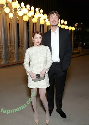 Emma Roberts / emmaroberts nude photo #1792