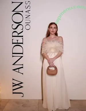 Emma Roberts / emmaroberts nude photo #1871