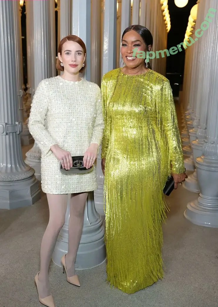 Emma Roberts nude photo #1794 (emmaroberts)