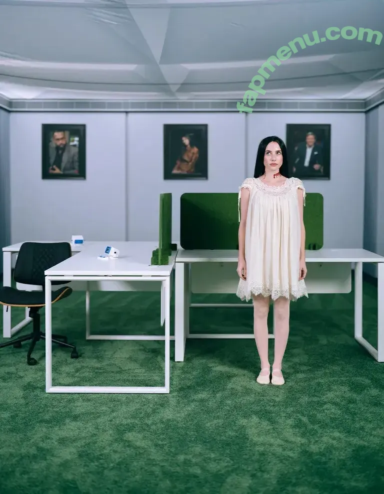 Emma Roberts nude photo #1822 (emmaroberts)