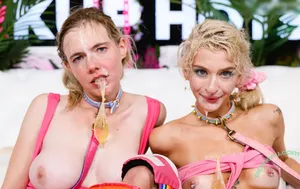 Emma Rosie / emmaandrosie / emmarosie / emmarosiexxx / emrosie_ / lilemmarosie nude photo #1837