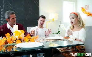 Emma Rosie / emmaandrosie / emmarosie / emmarosiebean / lilemmarosie nude photo #2274