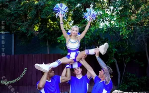 Emma Rosie / emmaandrosie / emmarosie / emmarosiexxx / emrosie_ / lilemmarosie nude photo #2341