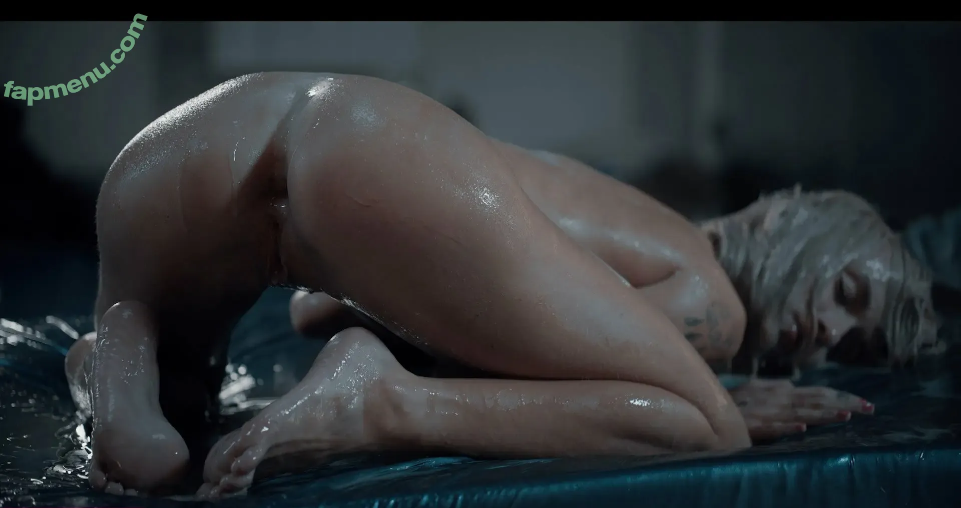 Emma Rosie nude photo #2429 (emmaandrosie / emmarosie / emmarosiexxx / emrosie_ / lilemmarosie)