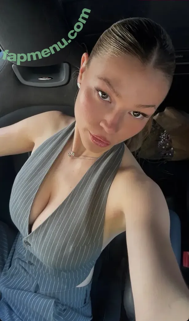Emma Schönborn nude photo #0037 (emma_schoenborn)