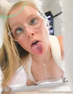 Emma Sky / emmasky69_official / killerveggie nude photo #0160