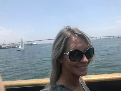 Emma Starr / emma_starr / milf_emma / milf_starr nude photo #0046