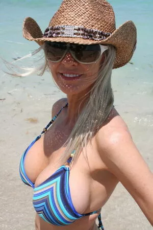 Emma Starr / emma_starr / milf_emma / milf_starr nude photo #0066