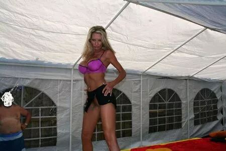 Emma Starr / emma_starr / milf_emma / milf_starr nude photo #0125