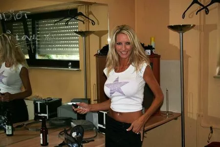 Emma Starr / emma_starr / milf_emma / milf_starr nude photo #0129