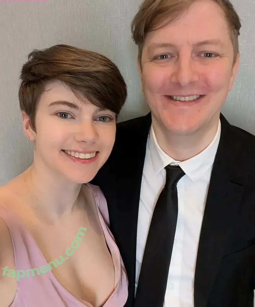 Emma Thorne nude photo #0070 (EmmaThorneVideos / emmainashes / emmathorne1)