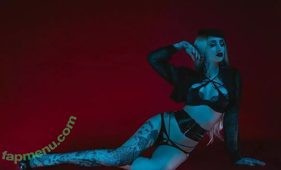 Emma Vauxdevil nude photo #0003 (vauxdevil)
