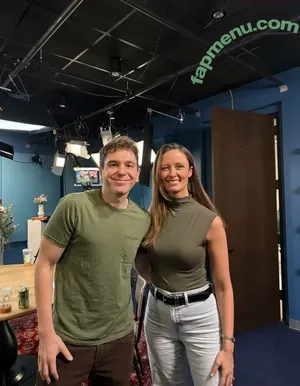 Emma Vigeland / emmavigeland nude photo #0021