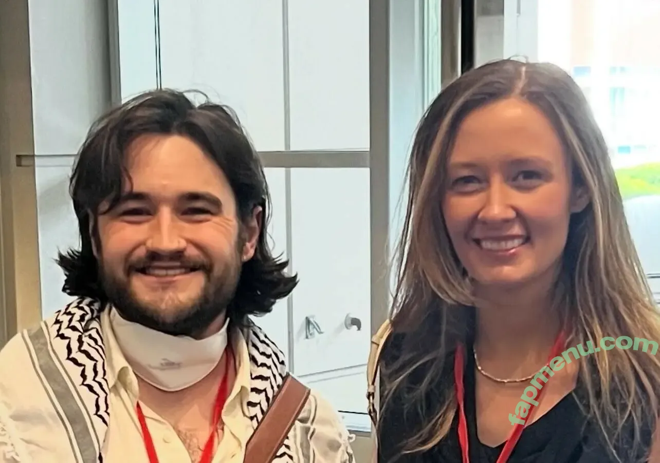 Emma Vigeland nude photo #0008 (emmavigeland)