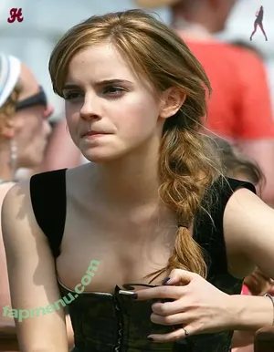 Emma Watson / elizarosewatson / emmawatson nude photo #0051